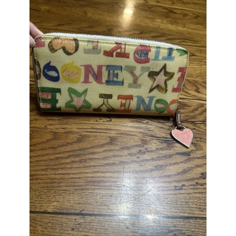 DOONEY & BOURKE RETRO DOODLE LARGE CREDIT CARD ZIP AROUND  CLUTCH-BEAUTIFUL!!